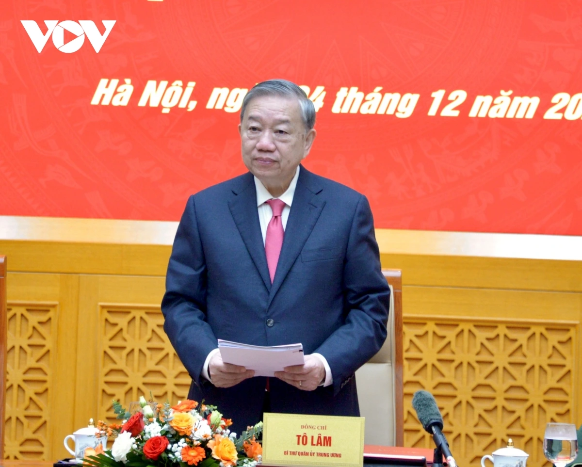 tong bi thu toan quan phai luon kien dinh duong loi quan su, quoc phong cua Dang hinh anh 3