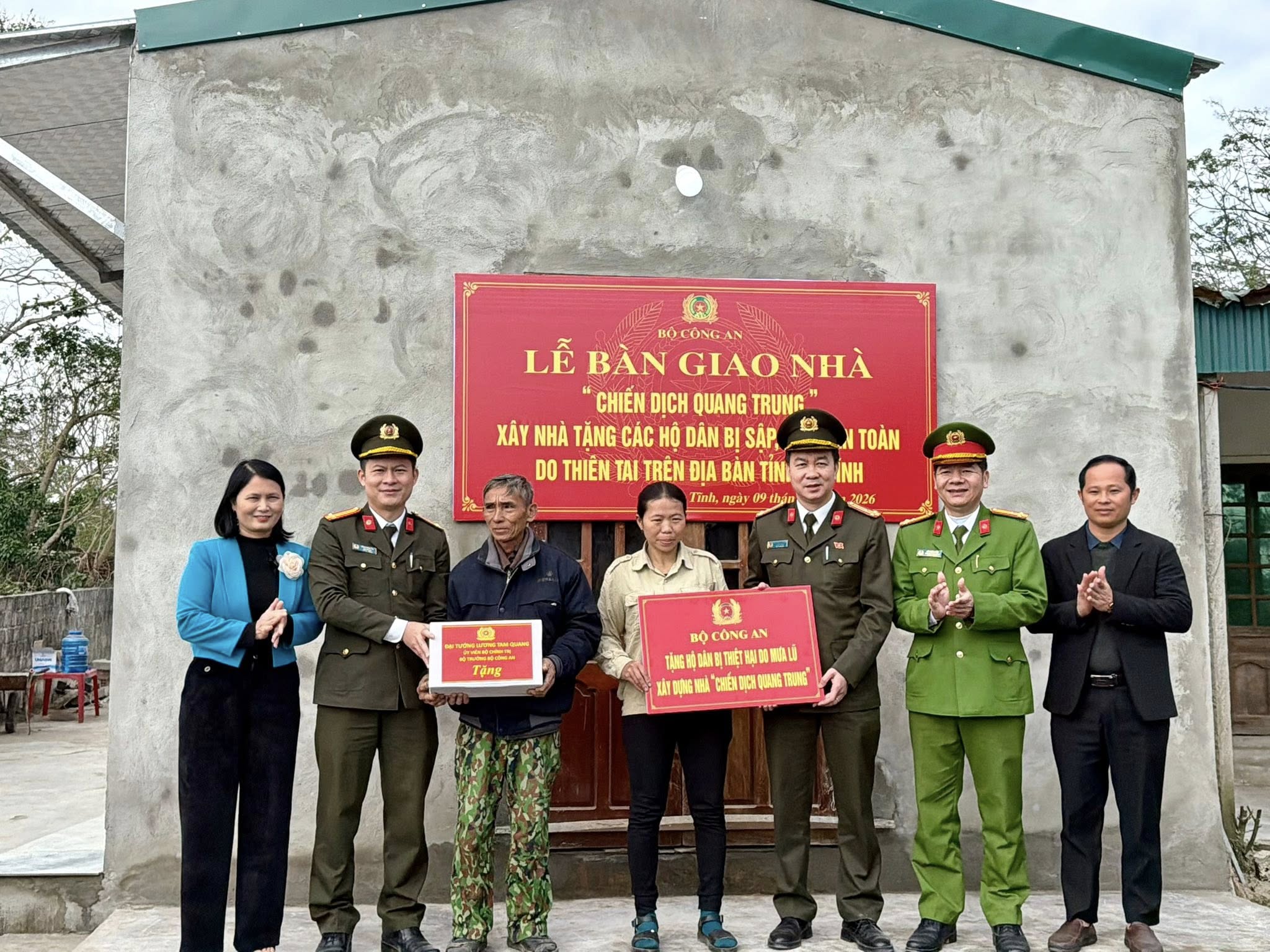 Thần tốc thực hiện “Chiến dịch Quang Trung” ở Hà Tĩnh – Bài 2: Điểm tựa để người dân vui Xuân, đón Tết - Ảnh 5.