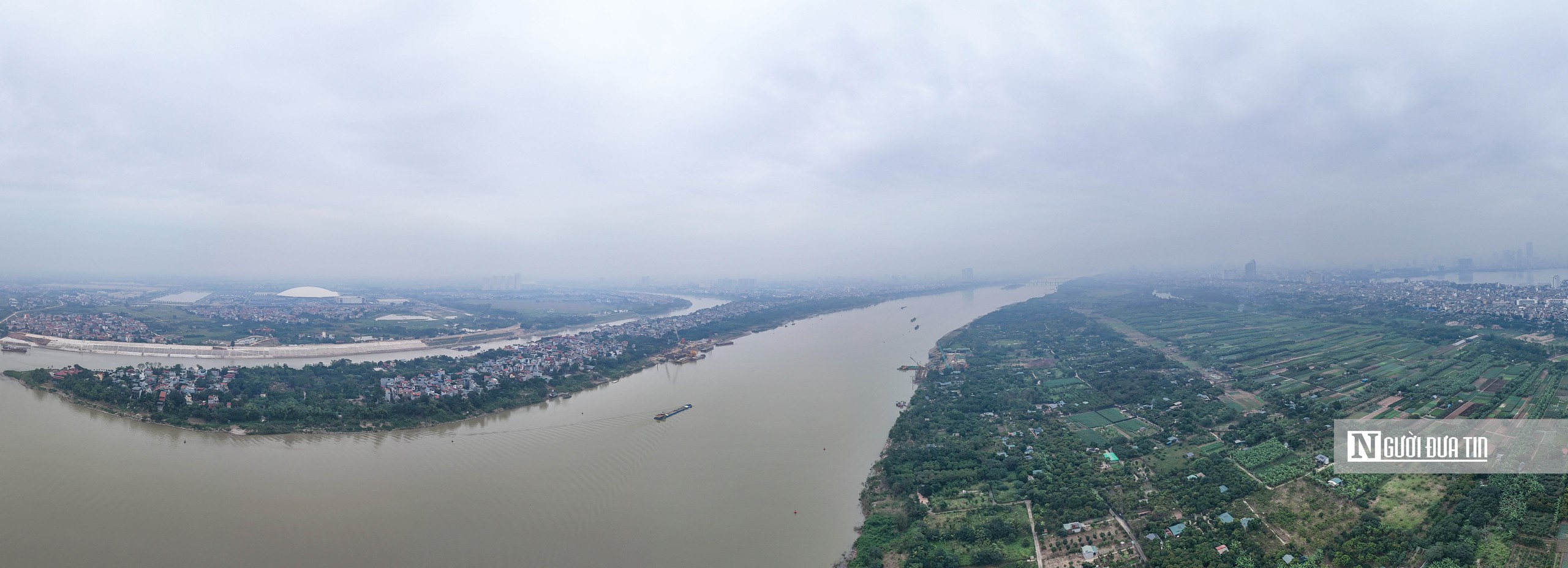 Hà Nội: Cận cảnh thi công 7 cây cầu vuợt sông Hồng - Ảnh 1.