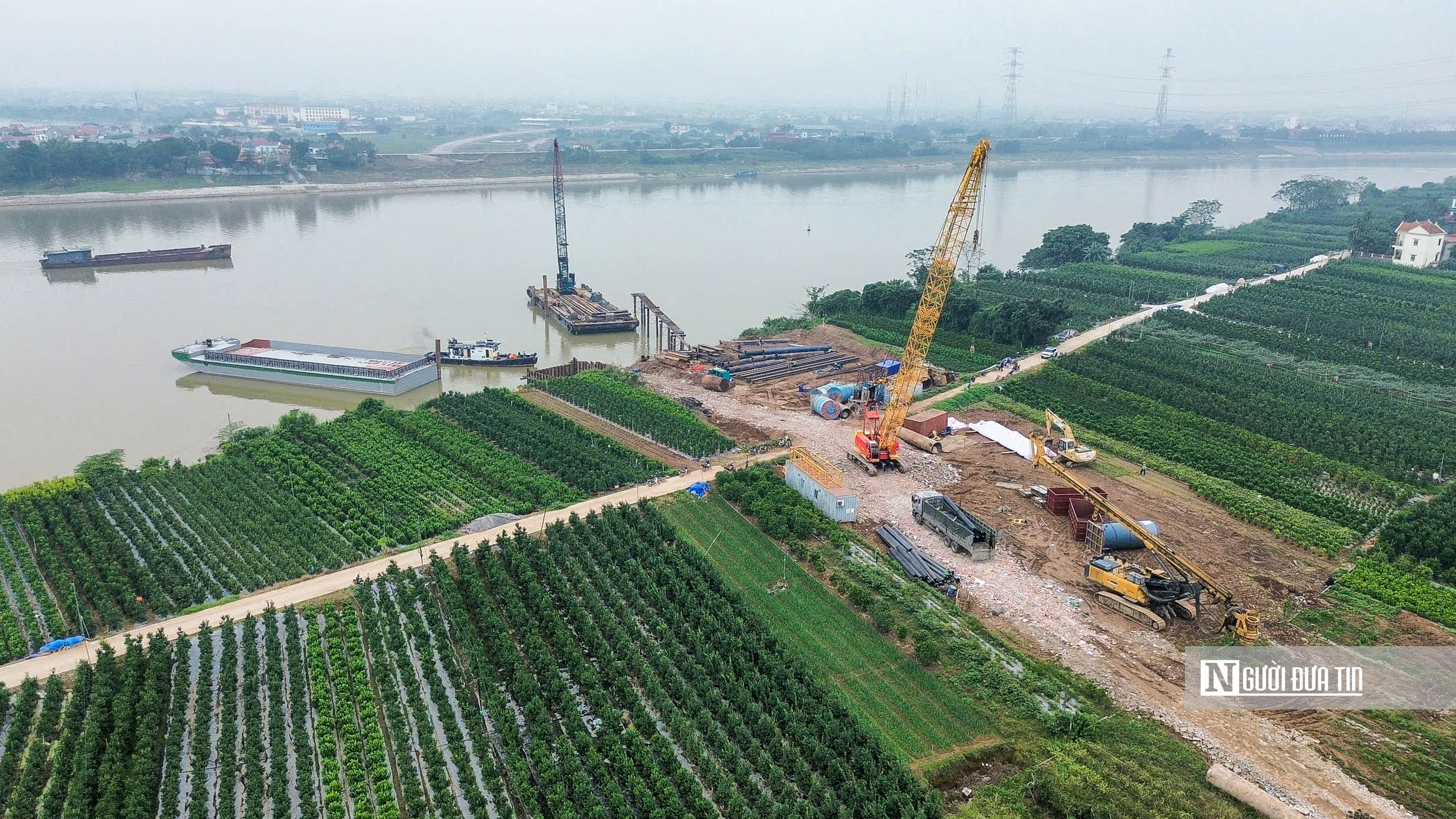 Hà Nội: Cận cảnh thi công 7 cây cầu vuợt sông Hồng - Ảnh 4.