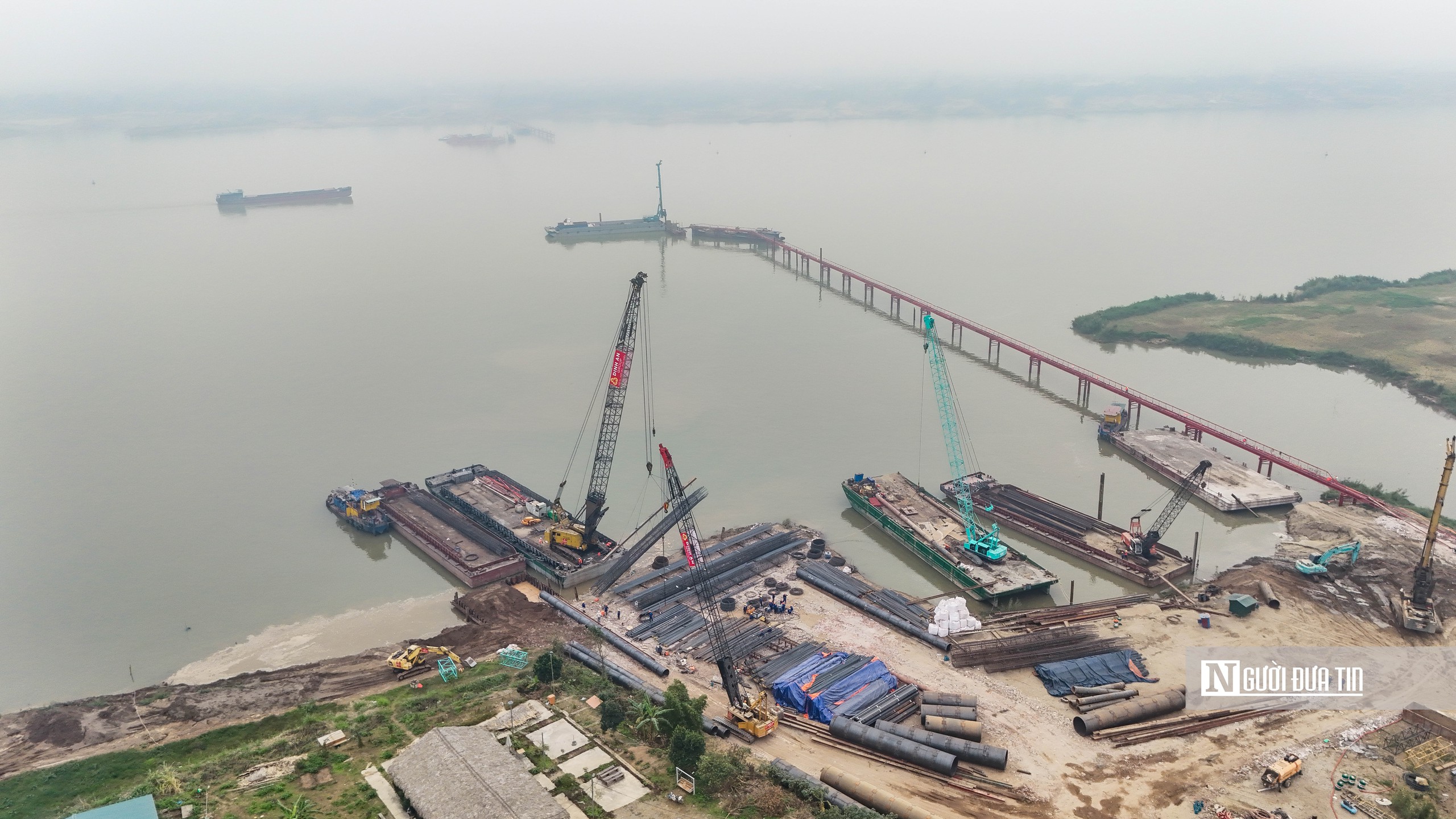 Hà Nội: Cận cảnh thi công 7 cây cầu vuợt sông Hồng - Ảnh 19.