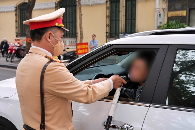 Sau tết nhìn lại - Ảnh 1.